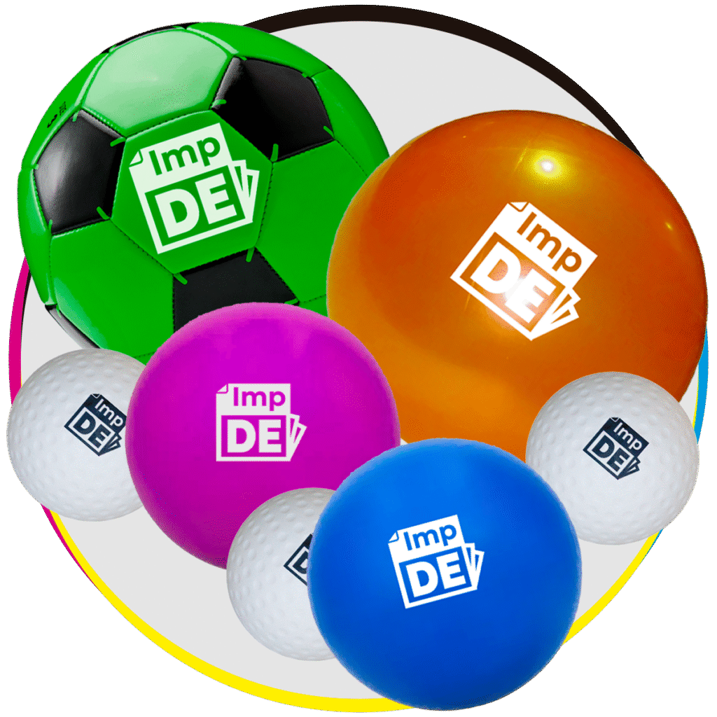 Pelotas con serigrafía impresas como parte de impresiones para publicidad
